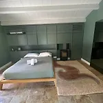 Aritis 3 Hotel apartamentowy