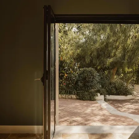 Aritis 3 Aparthotel 3*