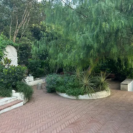 Ξενοδοχείο με διαμερίσματα Aritis 3